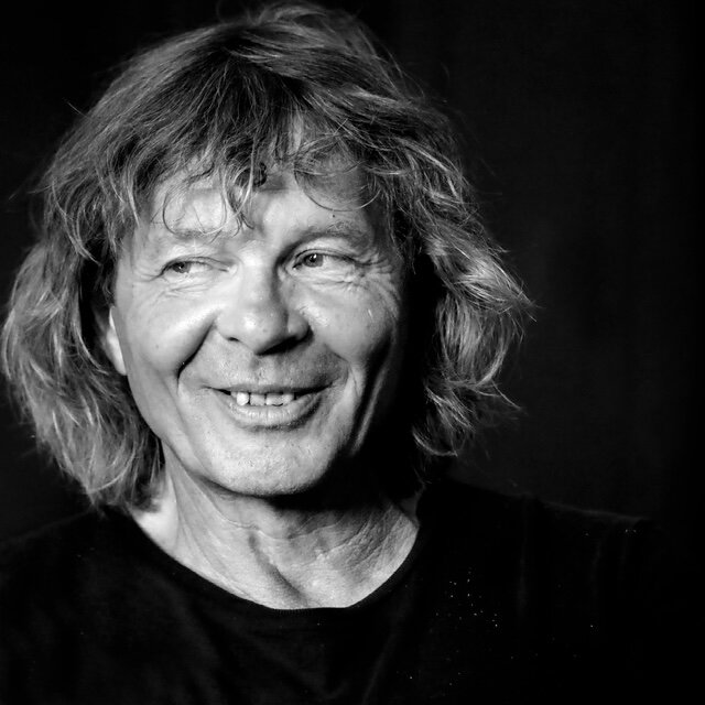 Spectacles Festival Brin d causette - Chansons drôles mais trop- Dominique Bos