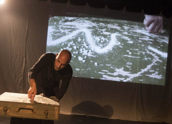 Spectacles War Maker