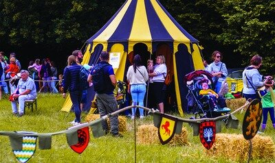 Loisirs Les Bouffonneries sont retour la Brasserie Légendes