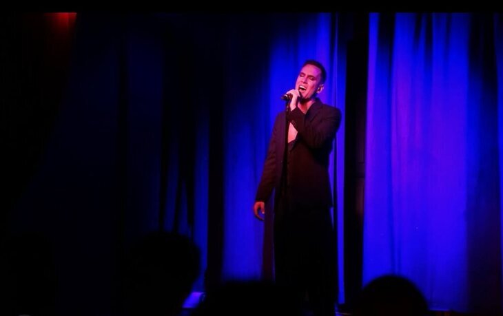 Spectacles Cabaret Velvet House