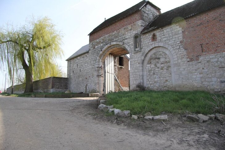 Loisirs Balade guidée : ferme d’Othet le village Cahottes