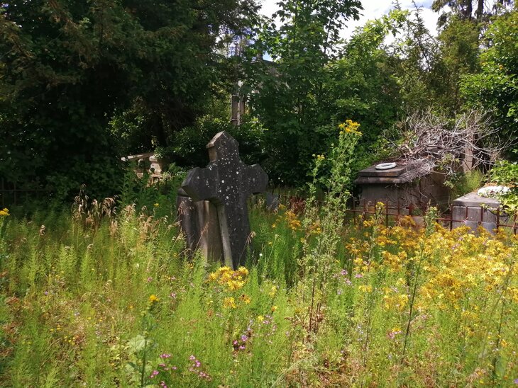 Loisirs Le Cimetière Dieweg