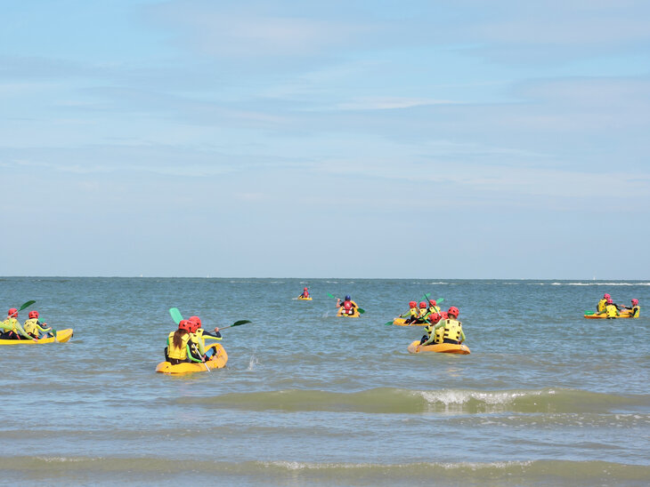 Stages,cours Location Sup, matériel surf de kayaks mer