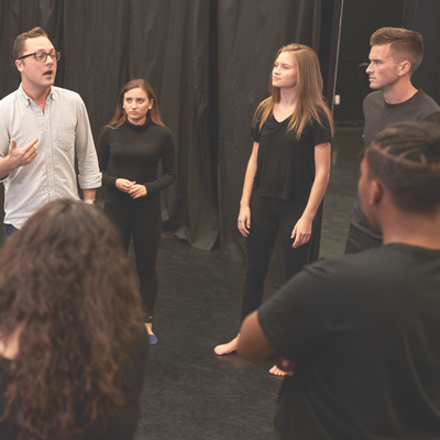 Spectacles Jeudi la Découverte : initiation l improvisation