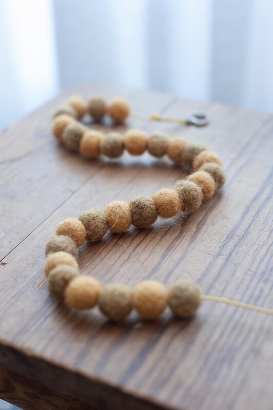 Stages,cours Laine feutree - Collier perles