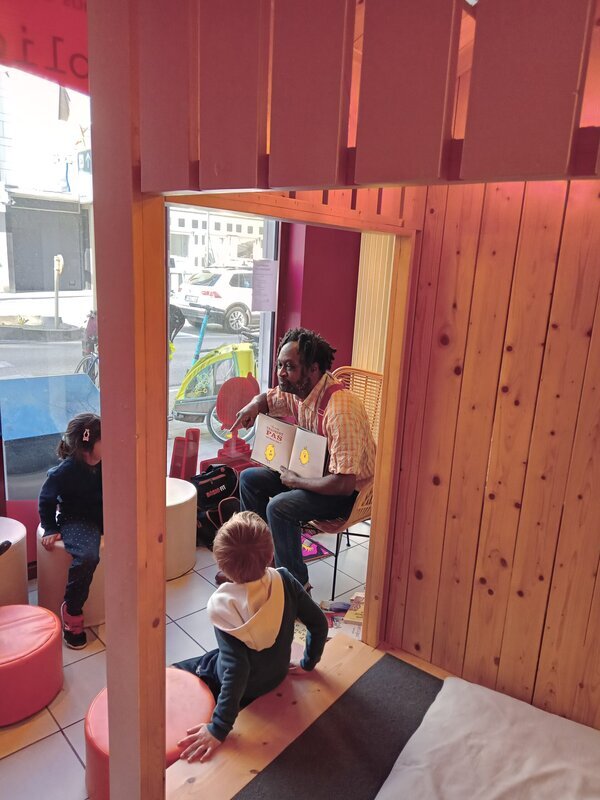 Stages,cours Mercrelit la bibliothèque Thomas Owen