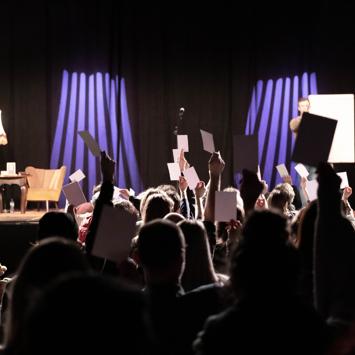 Spectacles Dichter Dran!