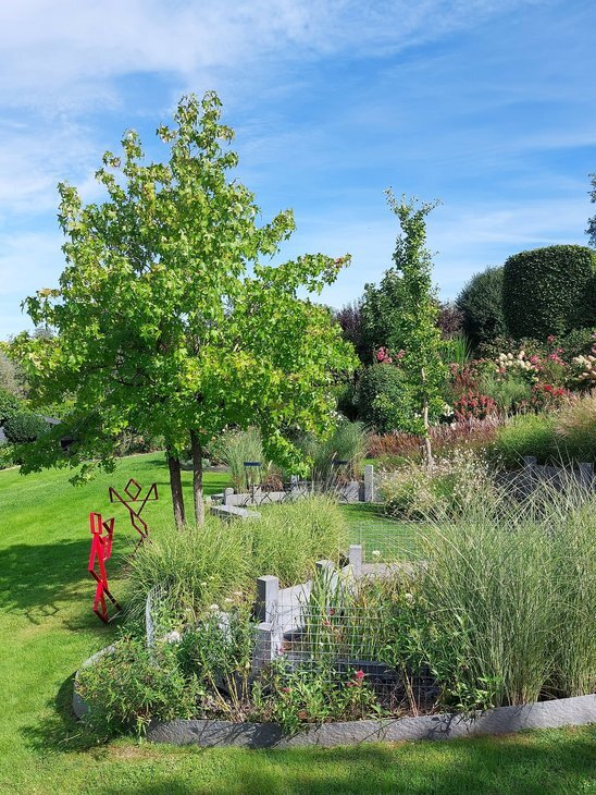 Loisirs Visite Jardin Geneviève Alain long de mai