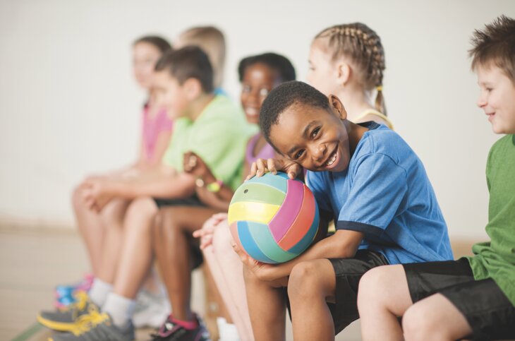 Stages,cours Néerlandais + Basket - Discoverers