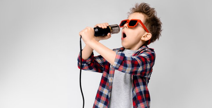 Stages,cours Néerlandais + Comédie musicale - Discoverers