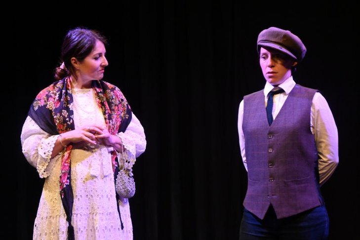 Stages,cours Stage théâtre : présence scénique