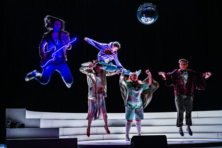 Spectacles Personne n’est ensemble sauf moi