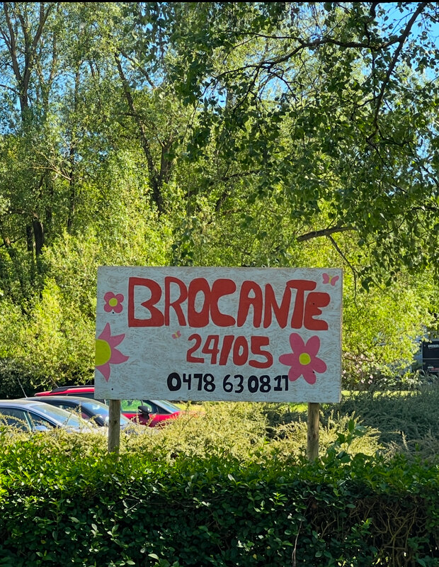  Brocante extérieur, Animation musicale, barbecue, château gonflable, …