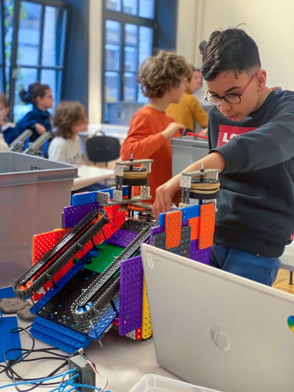 Stages,cours Cours robotique - iq Robotics Competition | P4-S2