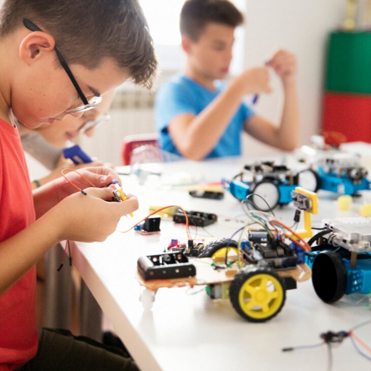 Stages,cours Makers Club | P4-S4