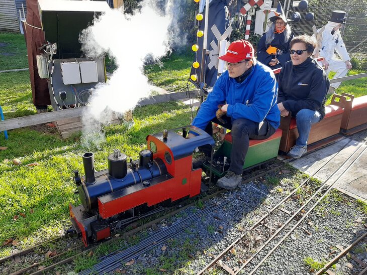 Loisirs Journée circulation Train Jardin