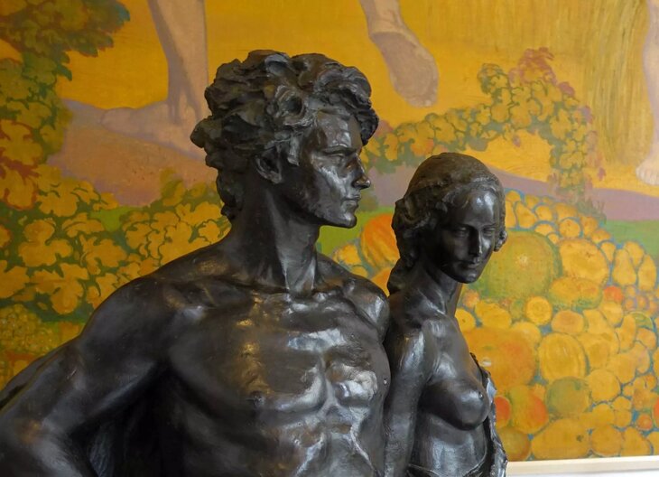 Loisirs Les sculptures l hôtel ville