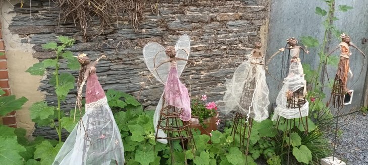 Stages,cours Sculpture légère bois terre.