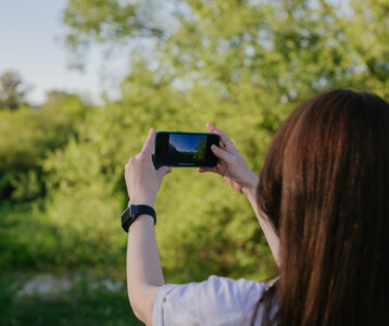 Loisirs Devenir citoyen-chercheur pour nature avec smartphone