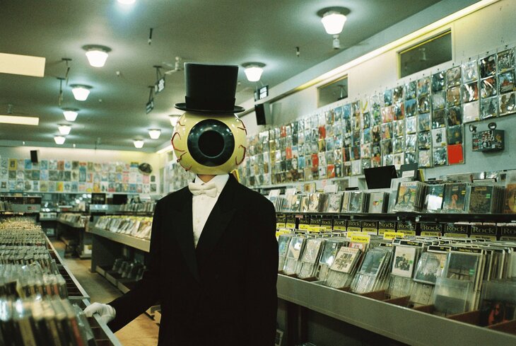 Spectacles Barking the Dark (film les Residents)