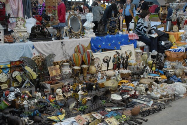 Grote garageverkoop Llummen en deelgemeenten