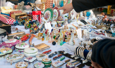  Traditionnelle brocante Tourinne