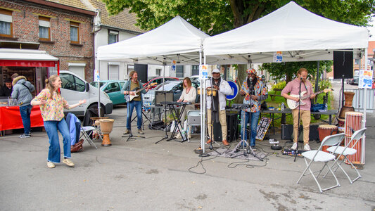 Spectacles Les marchés fêtent musique
