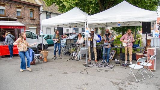 Spectacles Les marchés fêtent musique