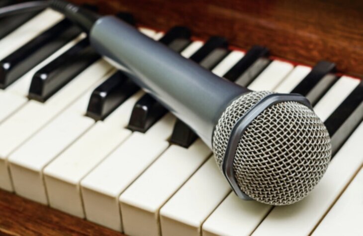 Stages,cours Stage chant & piano été