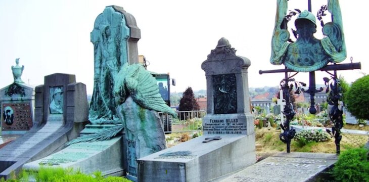 Loisirs Art funéraire contemporain cimetière d Ixelles