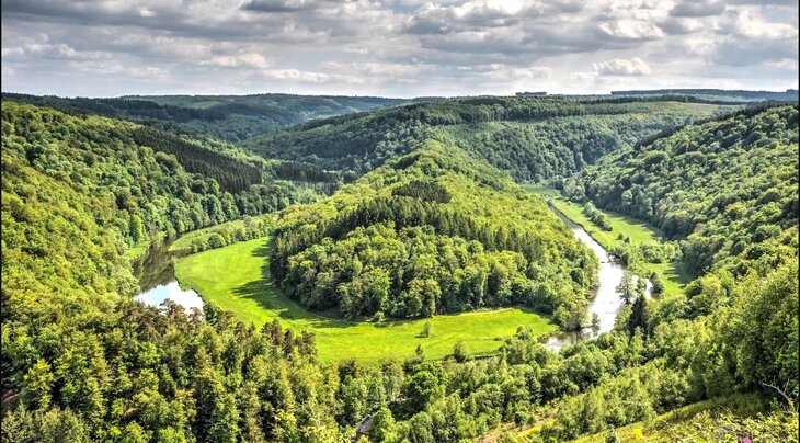 Loisirs Balade cueillette long la Vallée la Vesdre