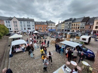 Loisirs Marché producteurs artisans locaux
