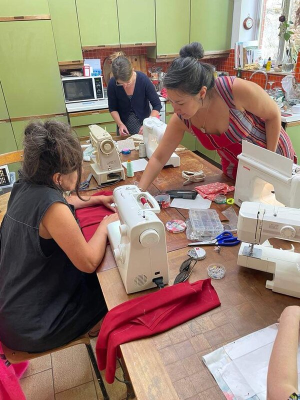 Stages,cours Journée Couture : Crée vêtement te ressemble 