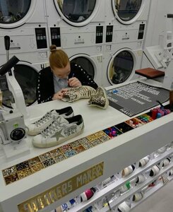 Stages,cours Vacances pour tous : Ateliers customisation sneakers avec Anti_Fashion_Project