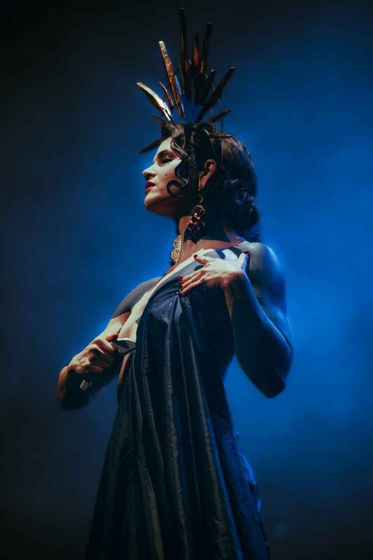 Spectacles Le Cabaret l Au-delà - Colette Collerette Lilly Mortis