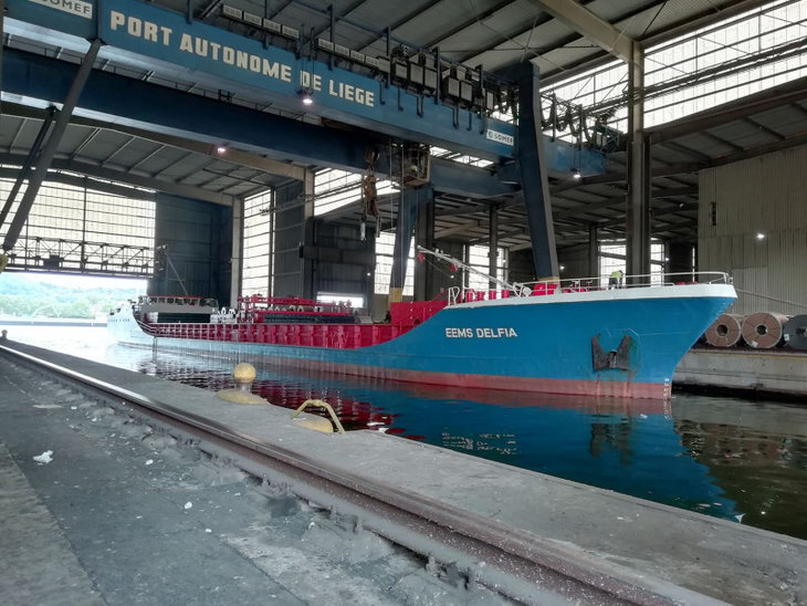 Loisirs Visite exclusive Port autonome Liège bus ancêtre