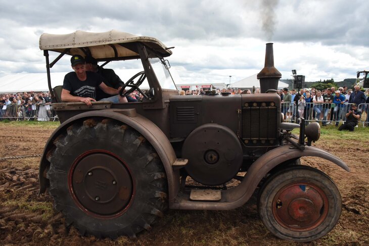 Loisirs 10ème édition Fous D Vîs Tracteurs