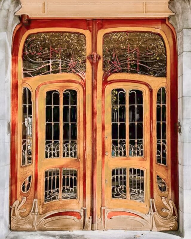 Loisirs Guided interior visit Hôtel Solvay, Victor Horta (tour english)
