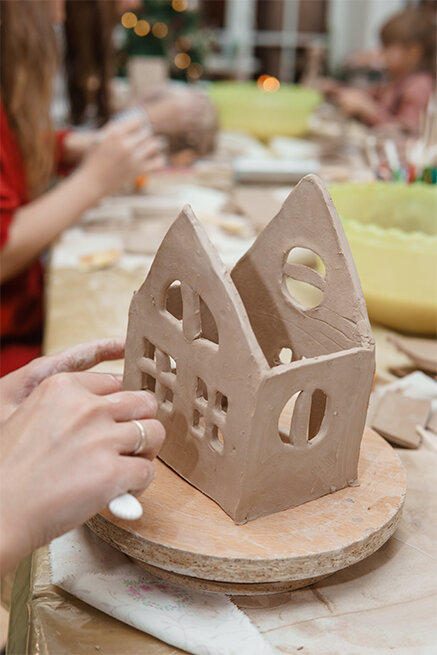 Stages,cours Créez votre Maison Noël Argile