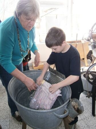 Stages,cours Faire lessive avec d anciennes machines laver