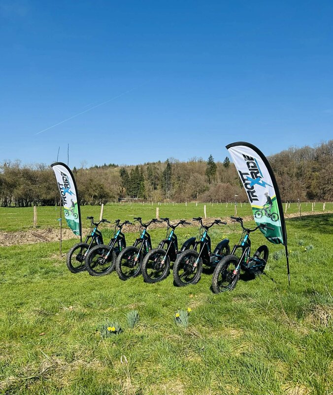 Loisirs Balade trottinette tout-terrain électrique avec sans guide