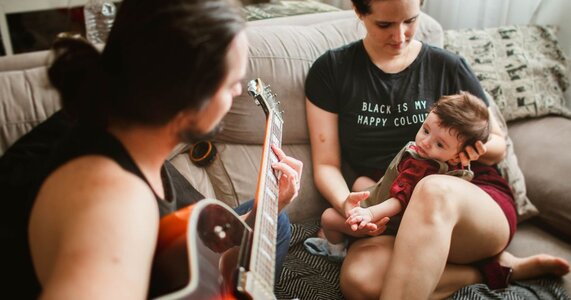 Spectacles Éveil musical parents bébés