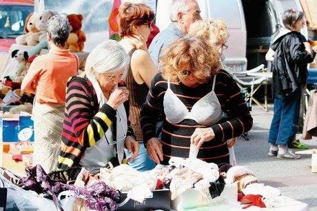  Garage Sale - Manage - Ste-Catherine, 55