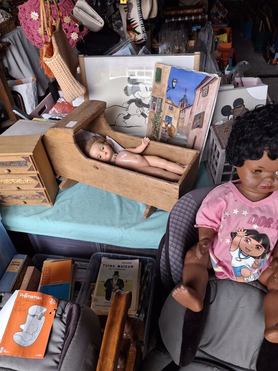 Loisirs Liquidation totale la brocante 1€ 2€