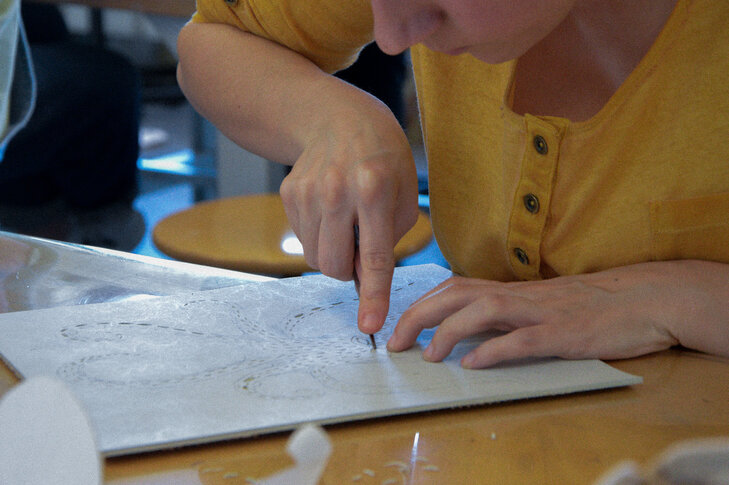 Stages,cours L’Alchimiste Artiste herbe
