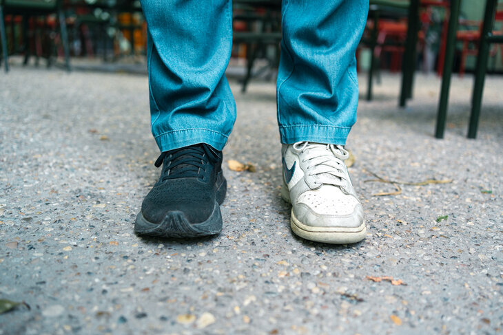 Stages,cours Mismatched Shoes Day