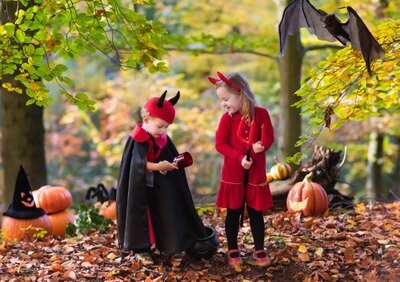 Loisirs Cortège d Halloween petits fantômes