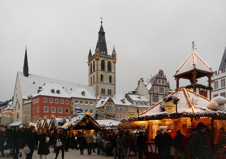 Marchés de Noël Marché Noël Trèves Bernkastel, car